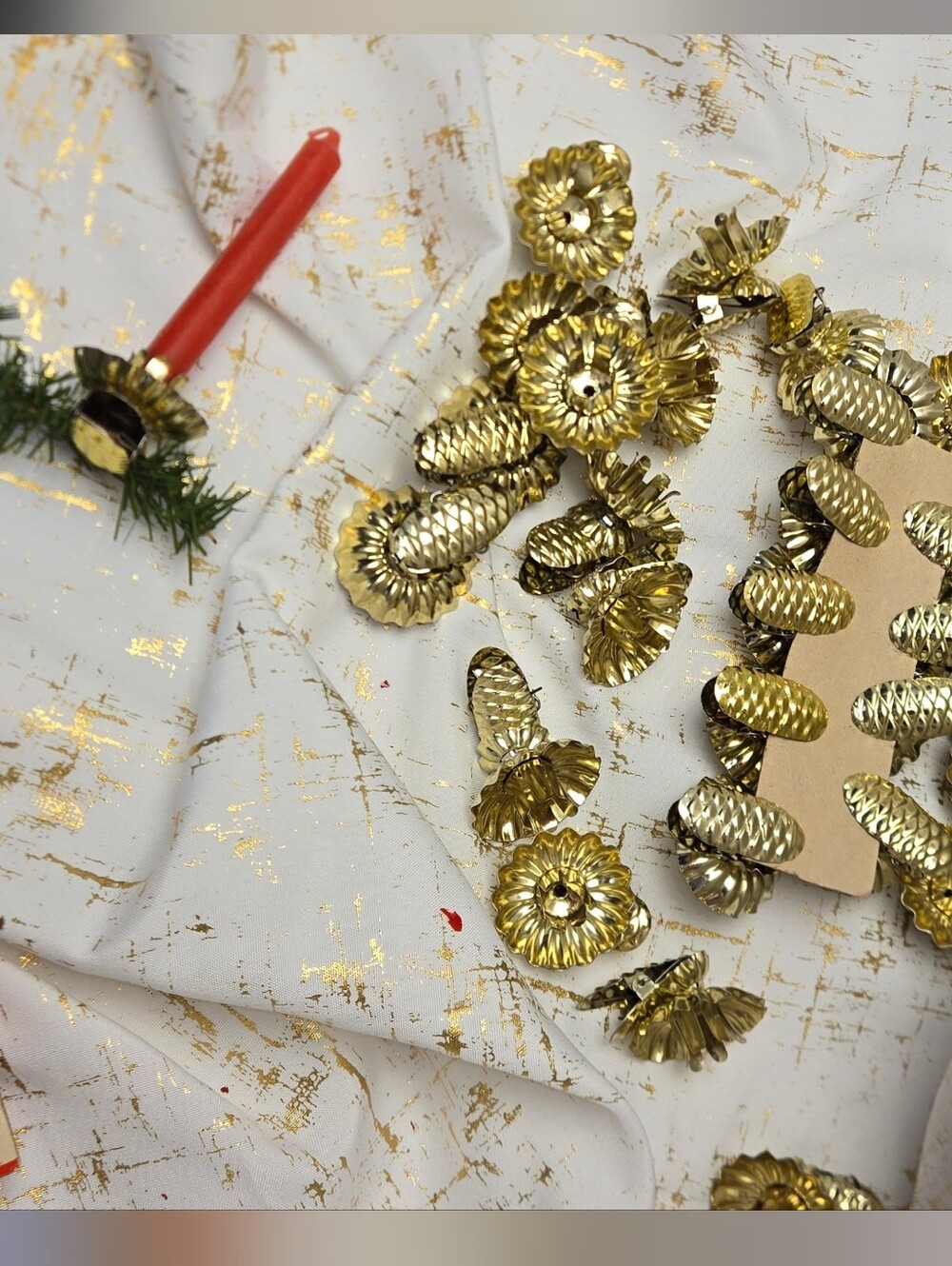 Gold Clip-On Candle Holder Pinecone Vintage Holiday Ornaments - 28 Pack